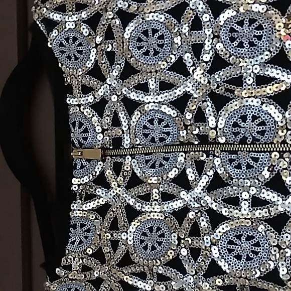 VINCE CAMUTO BLACK DRESS W/SEQUINS Ladies SZ 2 - Picture 7 of 11